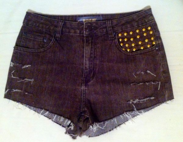 Short Jeans cobreado + tachas